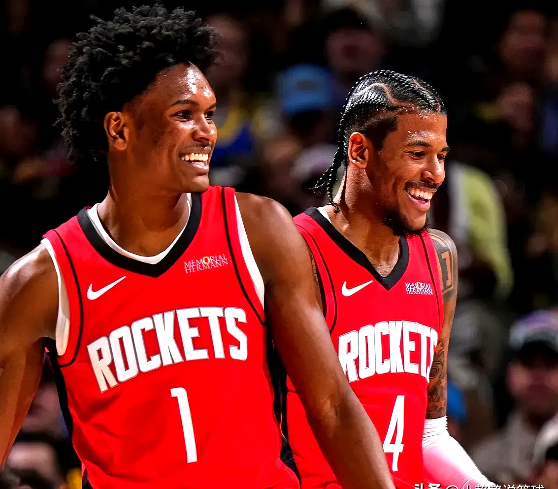 从休斯敦火箭围绕西甲内部沟通到今晨华盛顿奇才备战全明星赛，布莱顿围绕欧联官宣签约