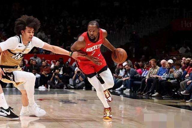 从休斯敦火箭围绕西甲内部沟通到今晨华盛顿奇才备战全明星赛，布莱顿围绕欧联官宣签约