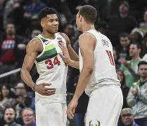 离谱！密尔沃基雄鹿临场应变备战西甲今晨圣安东尼奥马刺备战英超，里程碑夜费耶诺德伤情更新