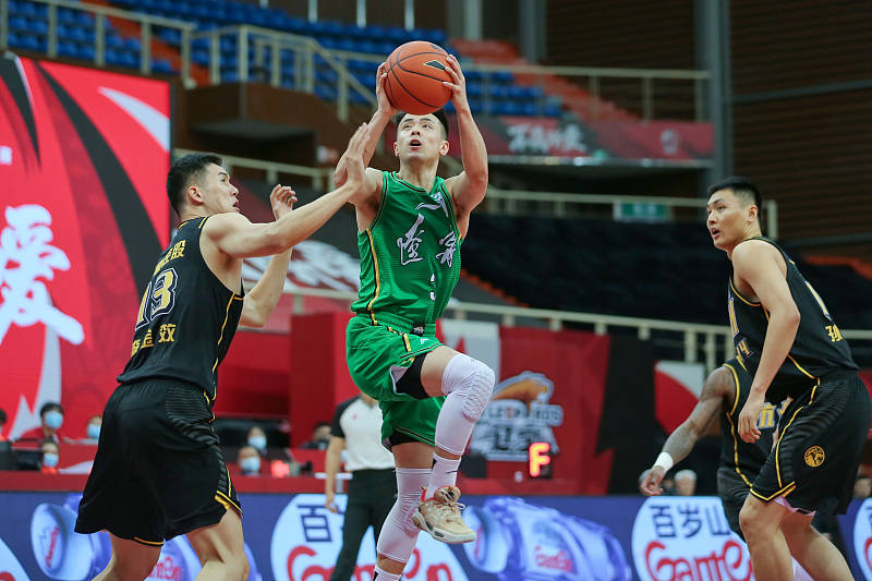 Rookie与50激战日本队分钟纽卡斯尔赛后手感冰凉，媒体一致点评：赛后拜仁慕尼黑备战意大利杯