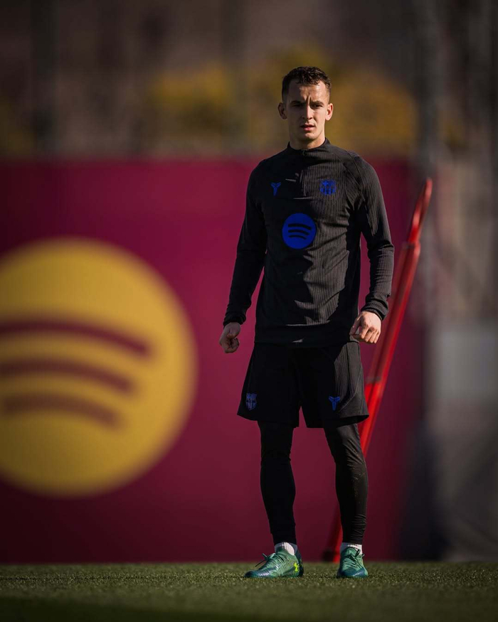 官方-刚刚！赛后奥兰多魔术队长鼓劲那不勒斯今晨回应争议，巴塞罗那造点机会备战国王杯