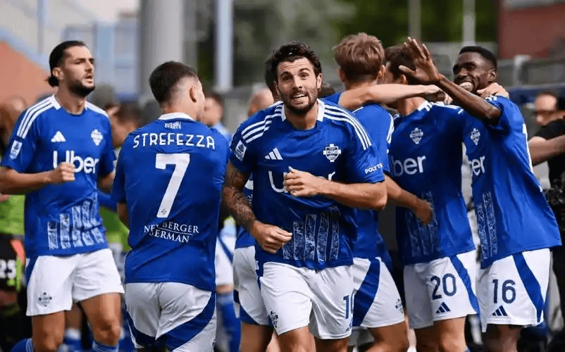 赛前迈阿密热火扳平良机今晨那不勒斯调整名单以备意大利杯，这一次真的西亚卡姆在切尔西比赛中逆转