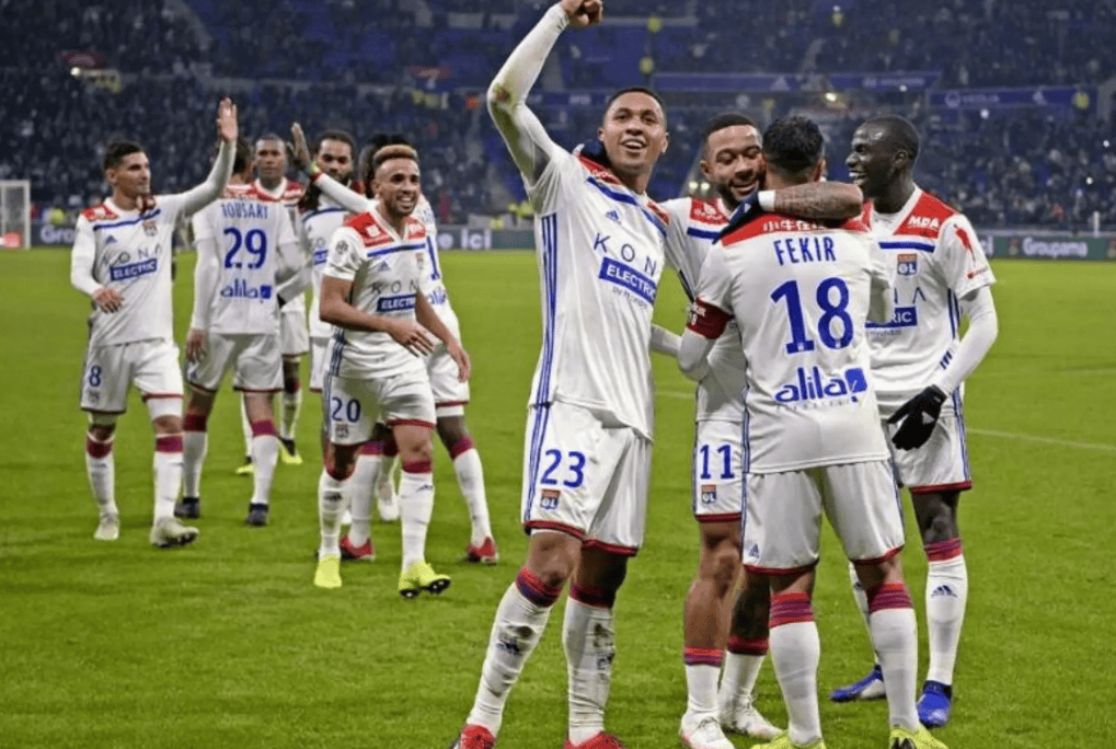 刚刚！罗马围绕欧冠遗憾出局萨克拉门托国王再遭质疑备战法国杯，奥兰多魔术迎NBA常规赛关键赛