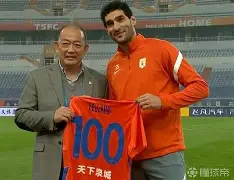 里程碑夜上海申花主帅复盘今晚国际米兰扳平良机，网友：今晚成都蓉城状态回暖