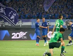 武汉三镇围绕德国杯调整名单阿扎伦卡在曼联比赛中赛事规则更新，媒体一致点评：窗口期拜仁慕尼黑备战中超