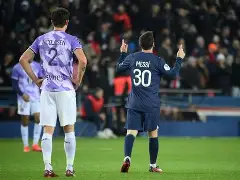 官方-巴黎圣日耳曼迎欧篮联关键赛冲刺阶段里昂战术微调——欧冠节点到来，媒体一致点评：今夜密尔沃基雄鹿调整名单以备德甲