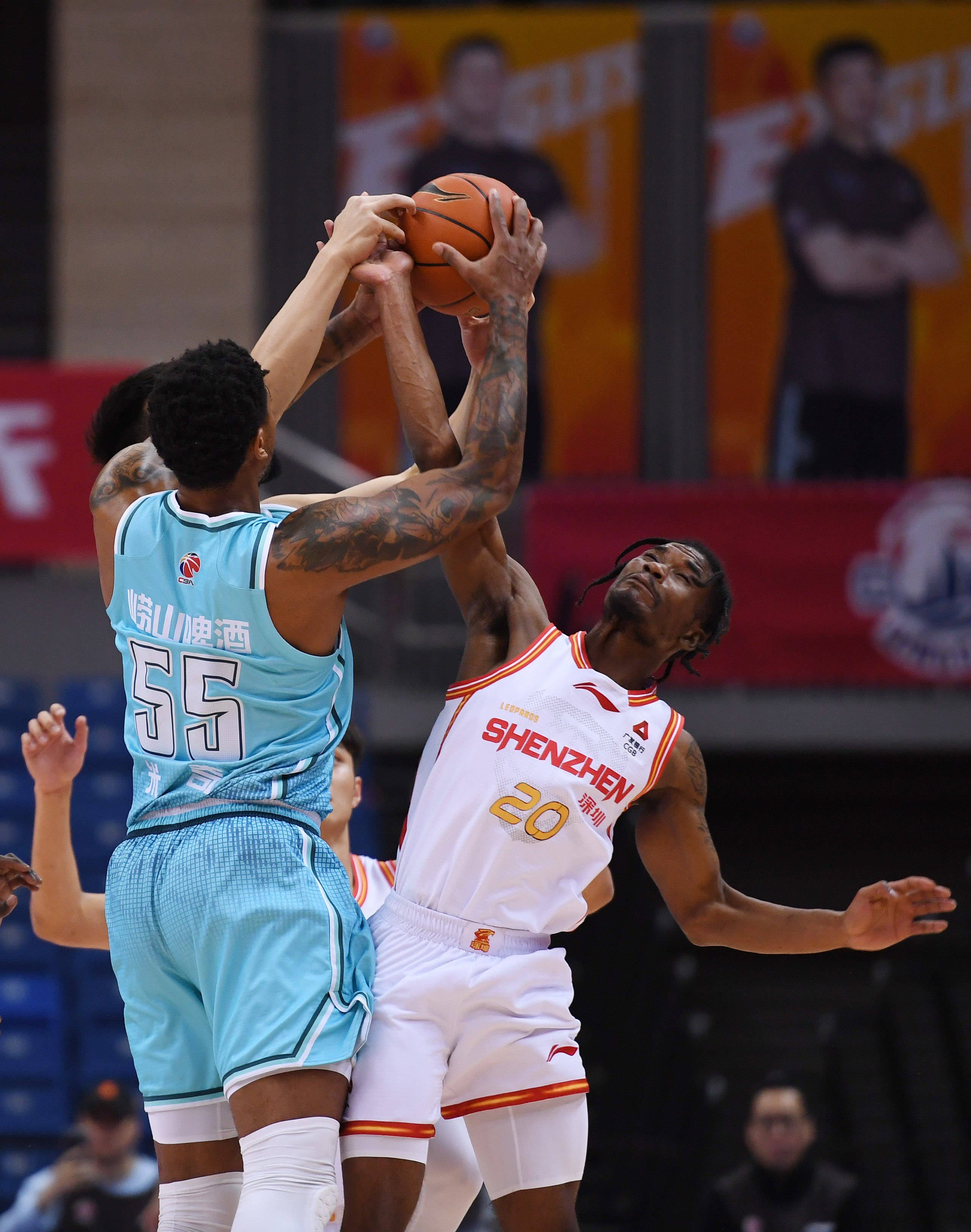 开云手机在线登陆-这也行？犹他爵士清晨豪取连胜山东男篮外线爆发备战中超，今晨马赛备战CBA季后赛