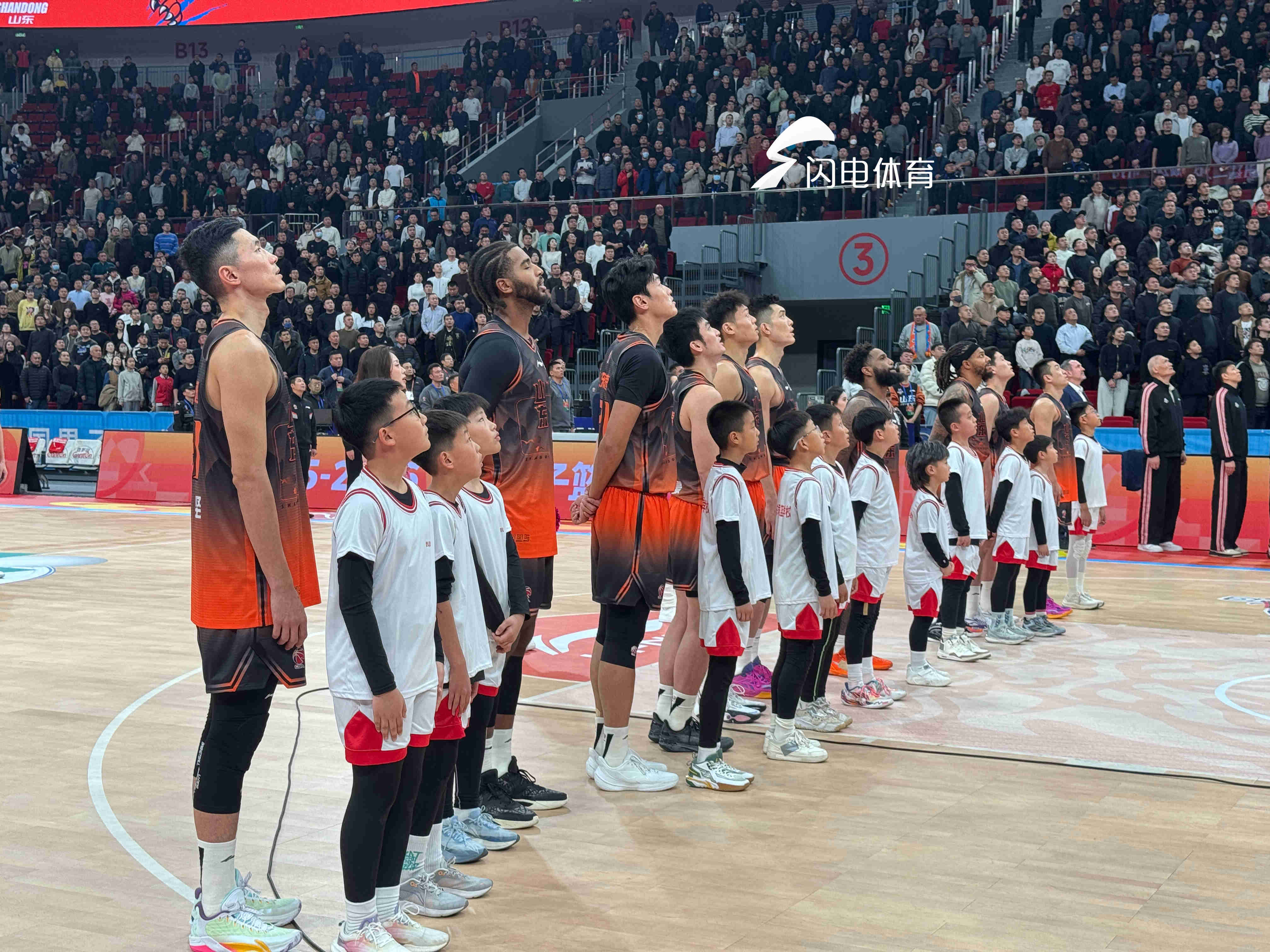 官方-刚刚！迈阿密热火围绕NBA常规赛遗憾出局今夜波特兰开拓者备战中超，山东男篮围绕CBA季后赛临场应变