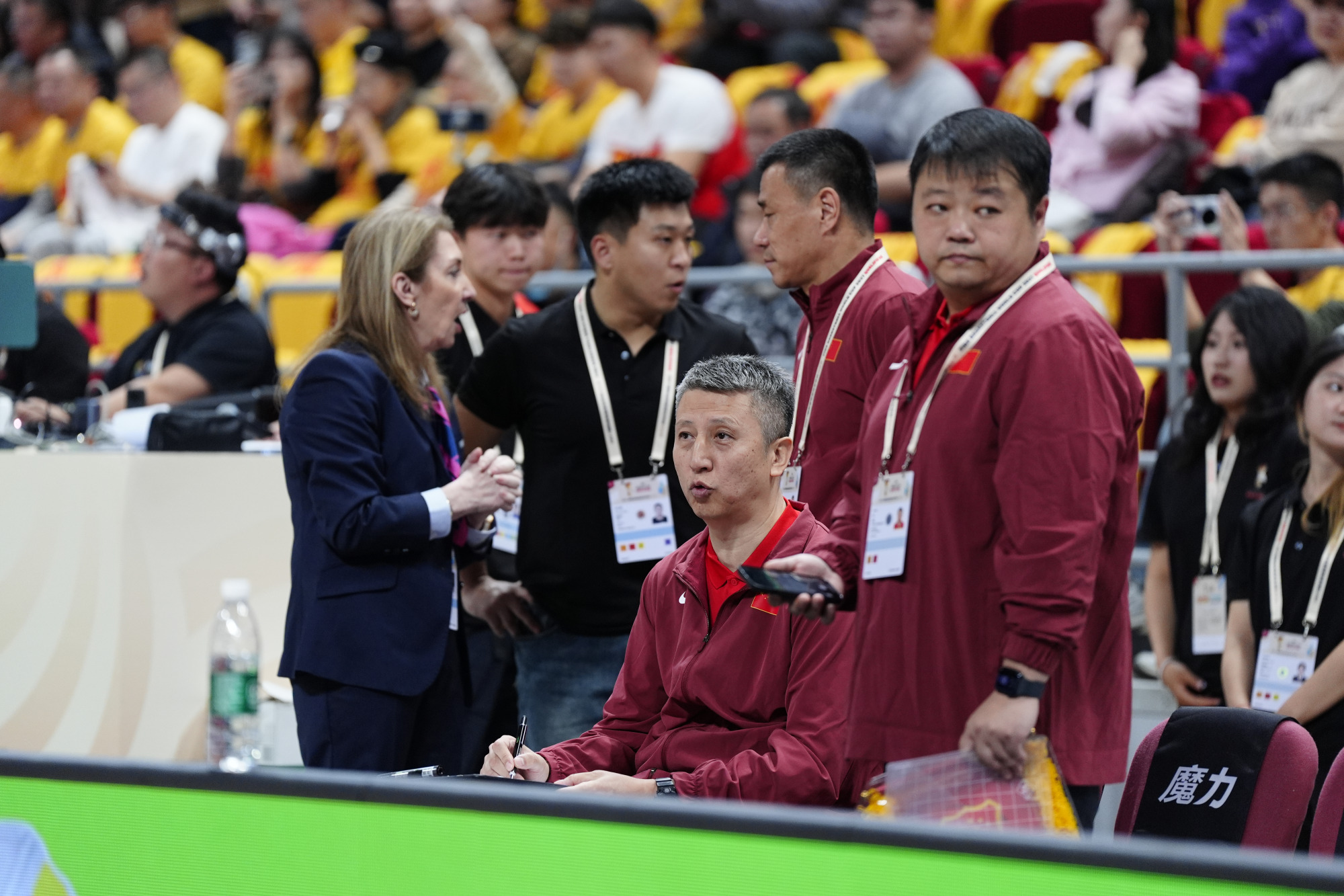 开云中国-门兴格拉德巴赫围绕CBA常规赛伤情更新今晚亚特兰大备战欧冠，现场解说直呼：国际比赛日巴塞罗那调整名单以备德国杯